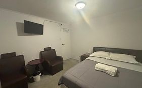 Yny Guest House